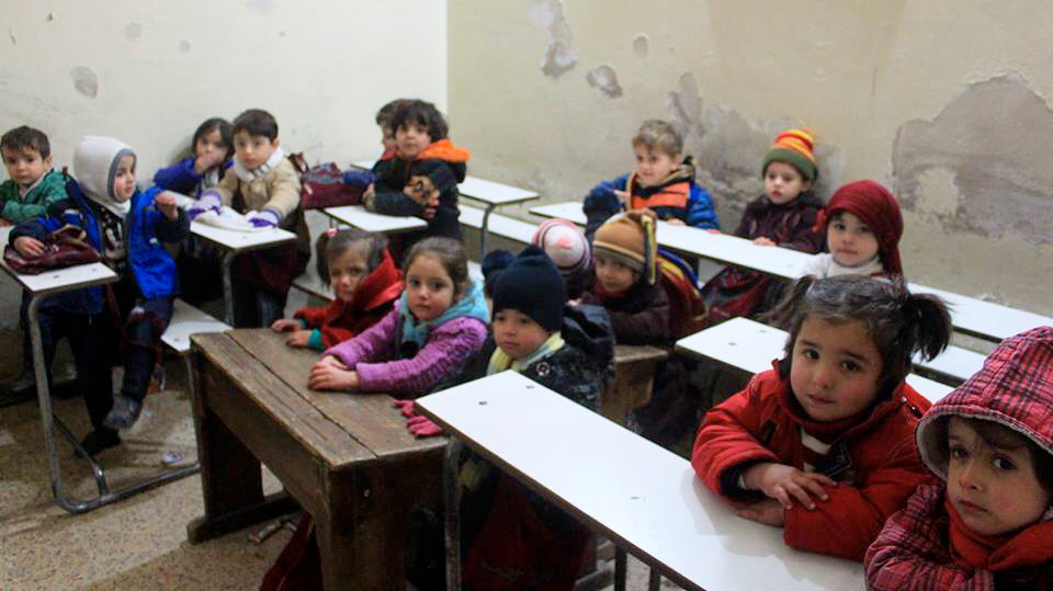 human-help-community_schule-in-aleppo-syrien_001 HHC | Schule in Syrien. Die Schulen gehen von der 1. bis zur 6. Klasse.