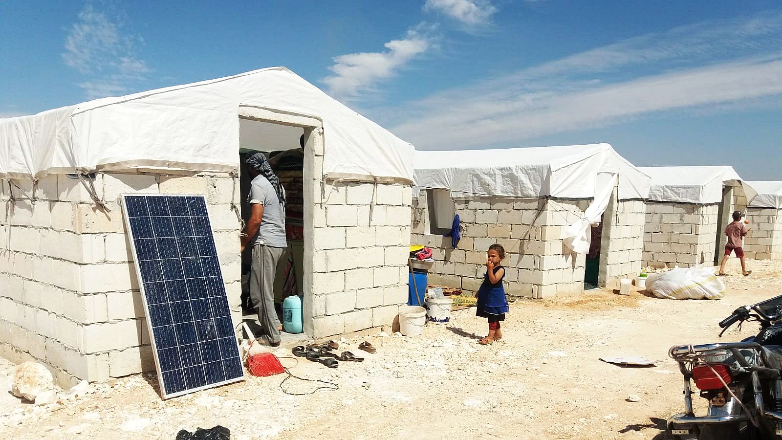 HausMitSolarpanel_163218_250919_HHC